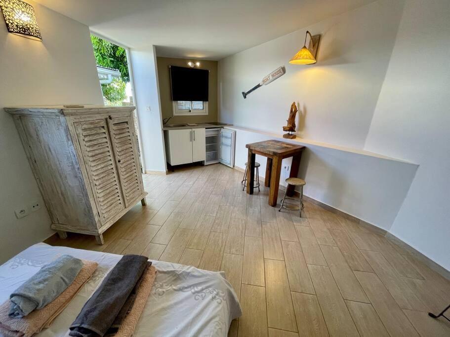 Villa Bourbon De Charme Saint-Gilles-les Bains Bagian luar foto
